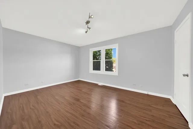 $2,400 | 234 Dakota Court, Unit C, Bolingbrook, IL 60440