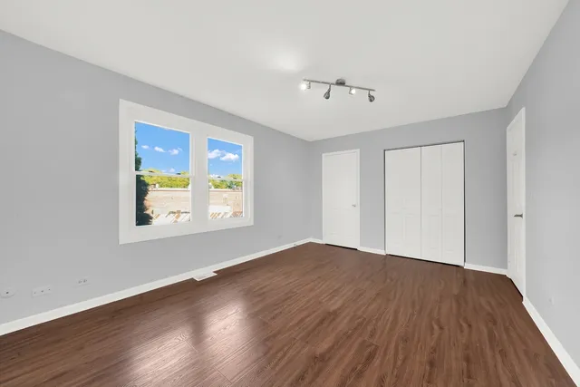 $2,400 | 234 Dakota Court, Unit C, Bolingbrook, IL 60440