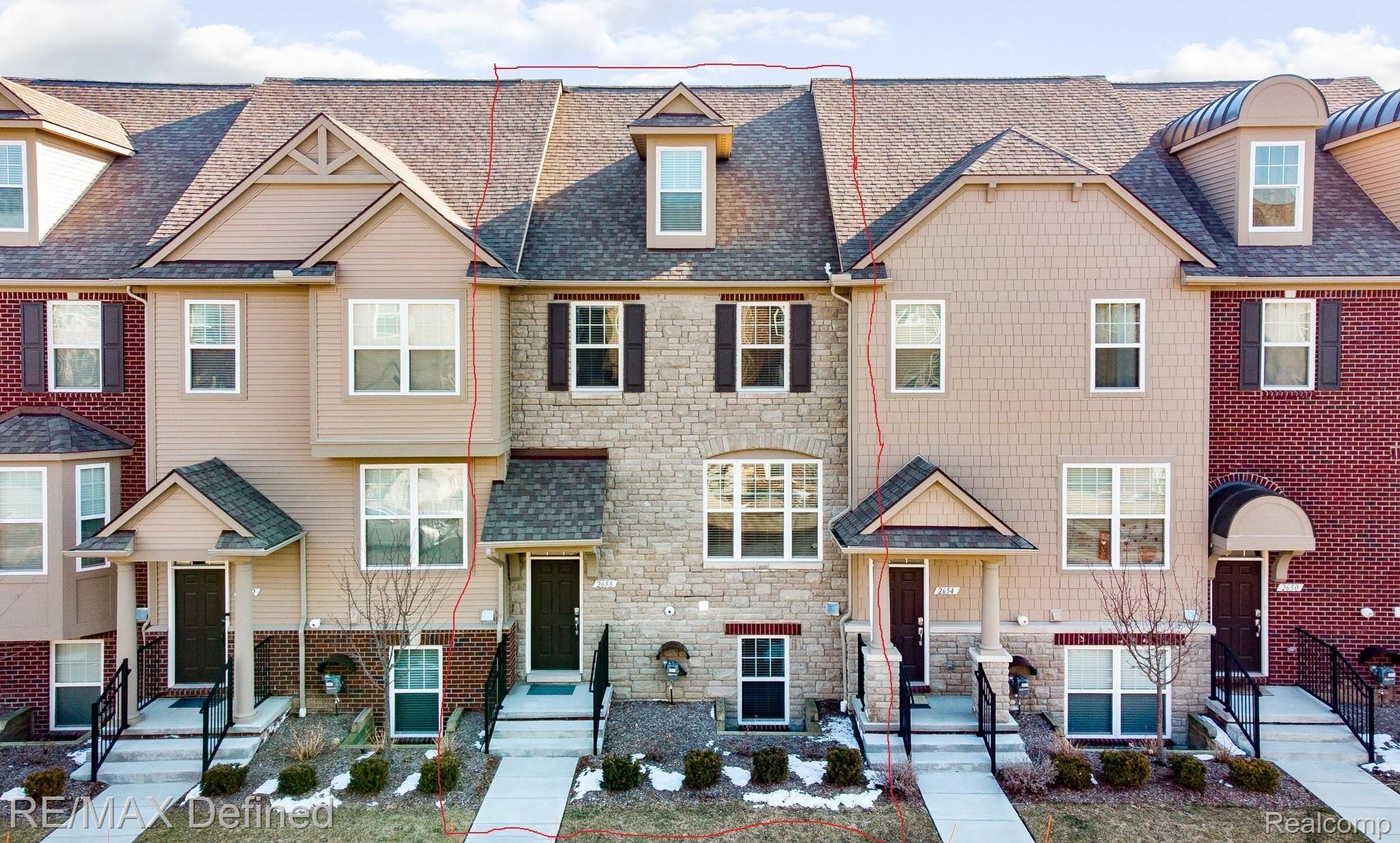 2658 Helmsdale Circle Rochester, MI 48307 - Photo 1 of 29 2658-Helmsdale-Cir-02.jpg