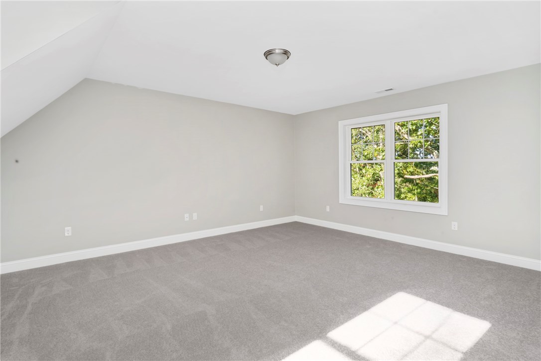 465 Old River Road Lincoln, RI 02838 - Photo 28 of 39 Gallery Image 28
