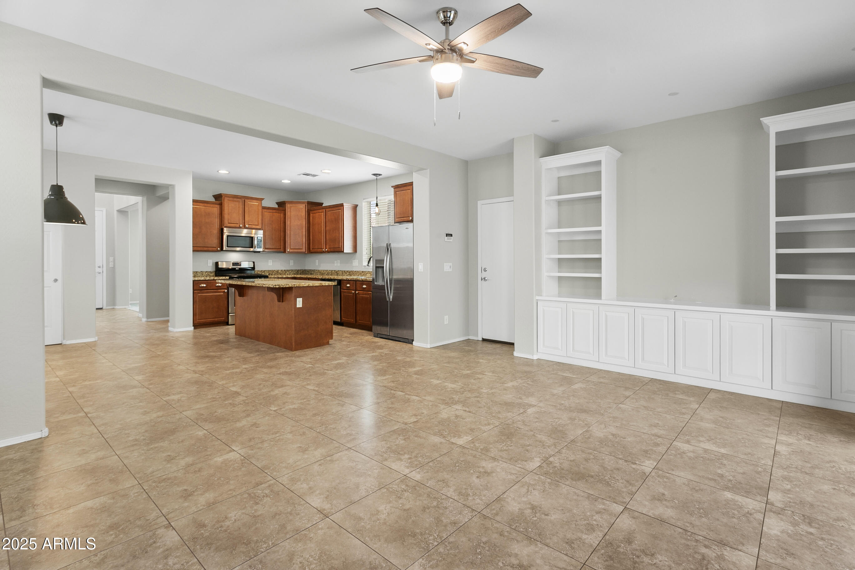 9124 South Roberts Road Tempe, AZ 85284 - Photo 13 of 27 9124SRoberts012