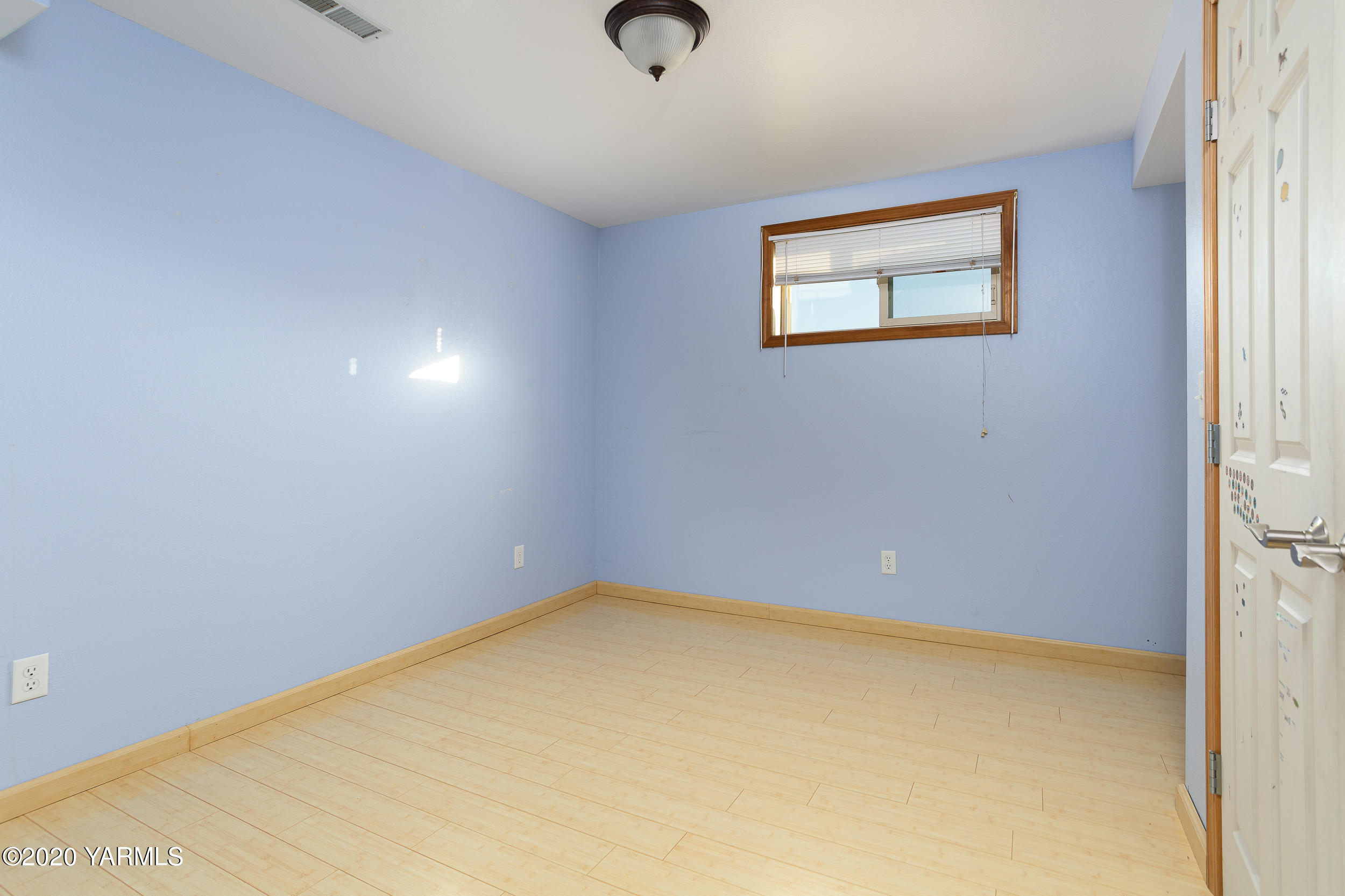 9800 Bittner Road Yakima, WA 98901 - Photo 27 of 45 a view of a small space