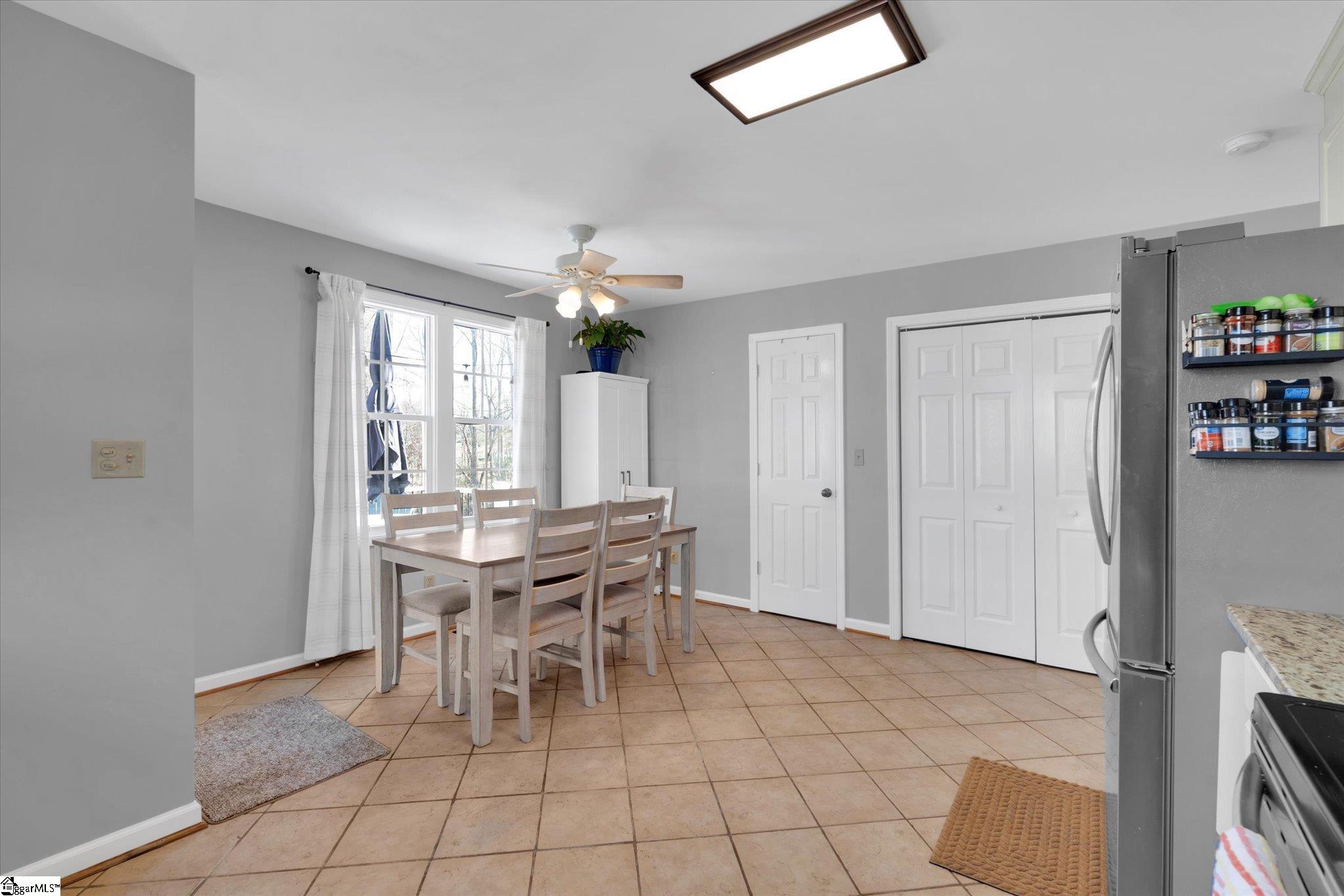 450 Lindsey Lake Road Travelers Rest, SC 29690 - Photo 11 of 30