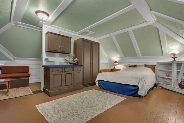 $549,500 | 623 West Milroy Avenue, Rensselaer, IN 47978