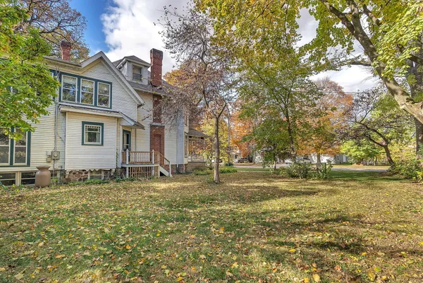 $549,500 | 623 West Milroy Avenue, Rensselaer, IN 47978