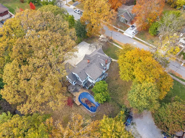 $587,500 | 623 West Milroy Avenue, Rensselaer, IN 47978