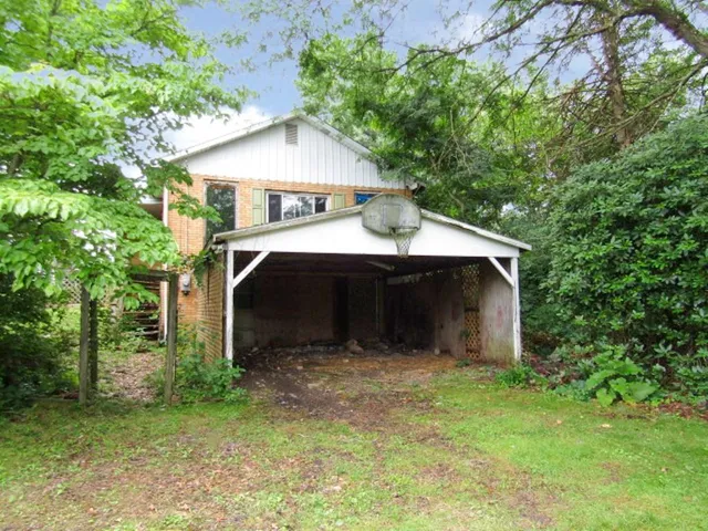 $59,900 | 463 Georgetown Road, Darlington, PA 16115