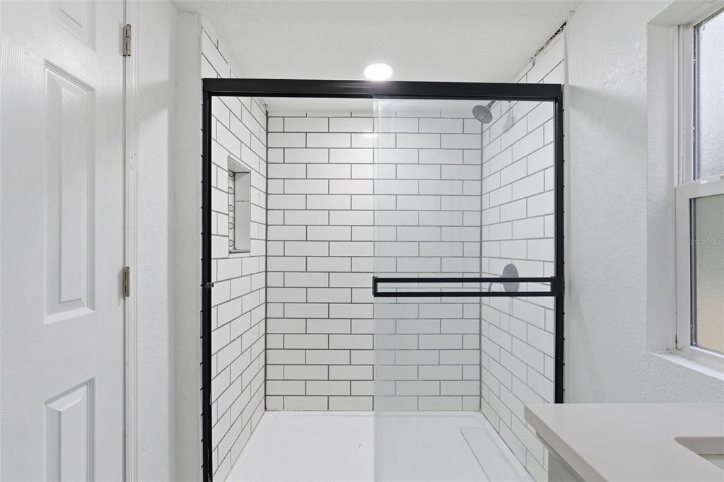 38847 Daughtery Road Zephyrhills, FL 33540 - Photo 17 of 36