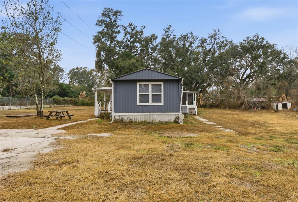 38847 Daughtery Road Zephyrhills, FL 33540 - Photo 30 of 36