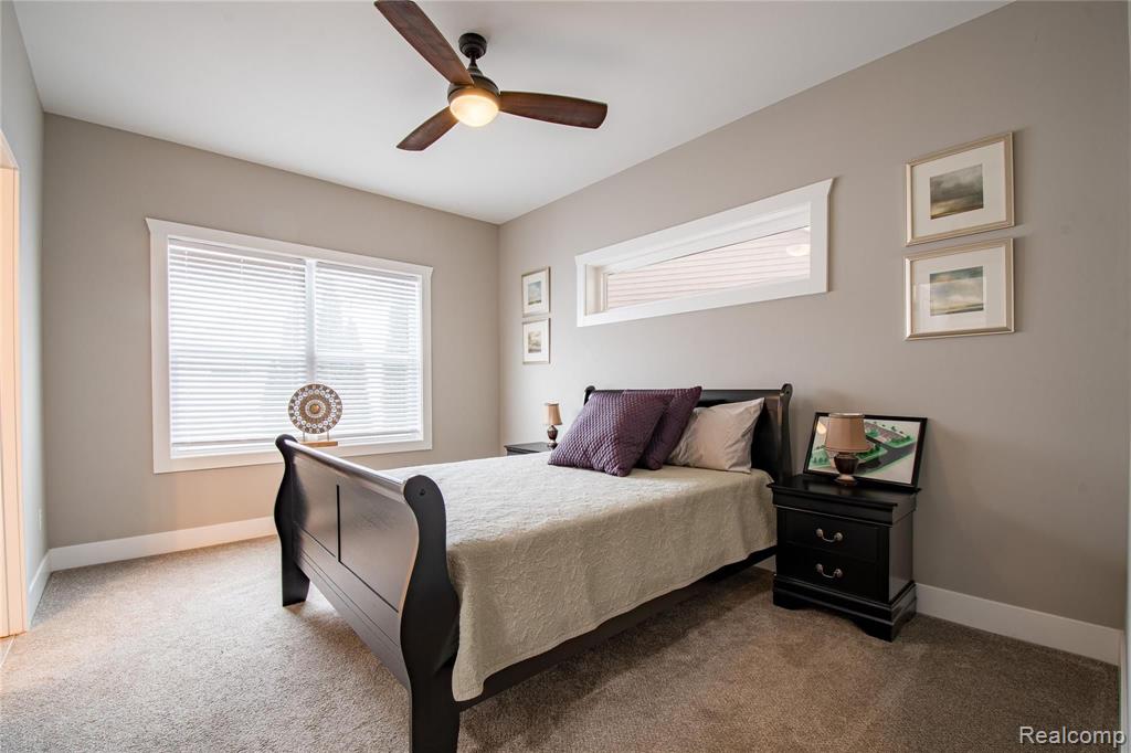 910 East Clinton Street Howell, MI 48843 - Photo 6 of 12