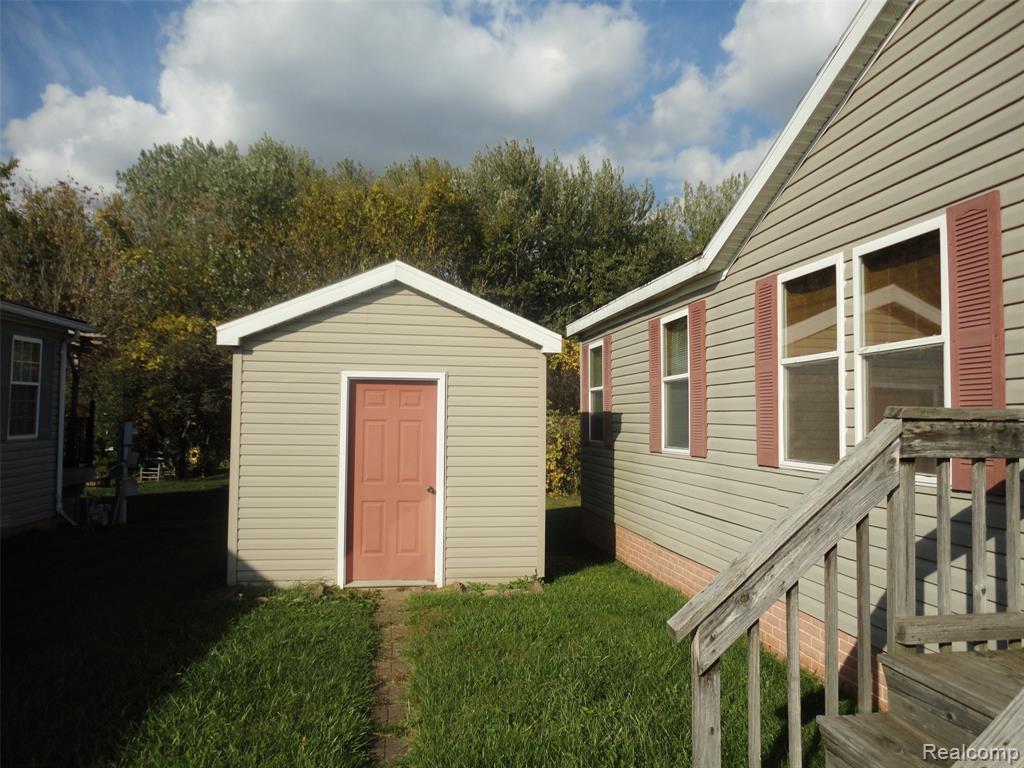 3862 Ryans Ridge Monroe, MI 48161 - Photo 2 of 17