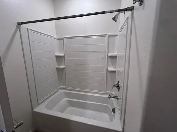 $2,650 | 1152 East Newland Drive, Chandler, AZ 85286