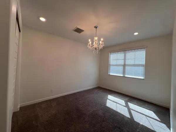 $2,650 | 1152 East Newland Drive, Chandler, AZ 85286