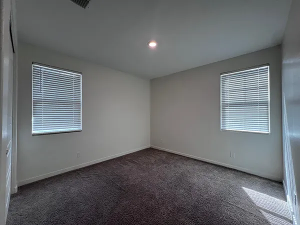 $2,650 | 1152 East Newland Drive, Chandler, AZ 85286