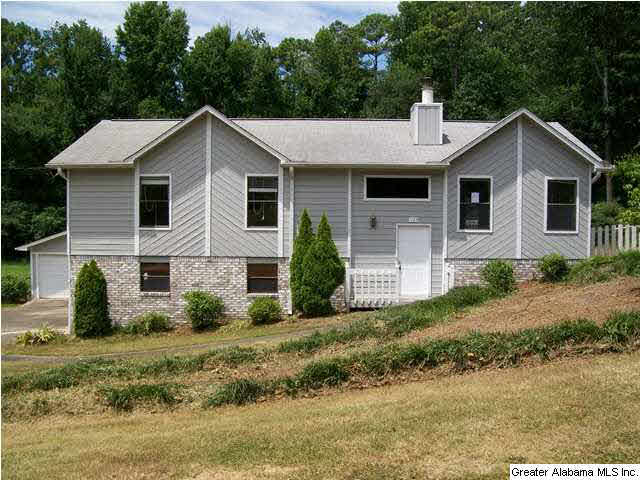 1135 Henry Drive Alabaster, AL 35007 - Photo 1 of 31
