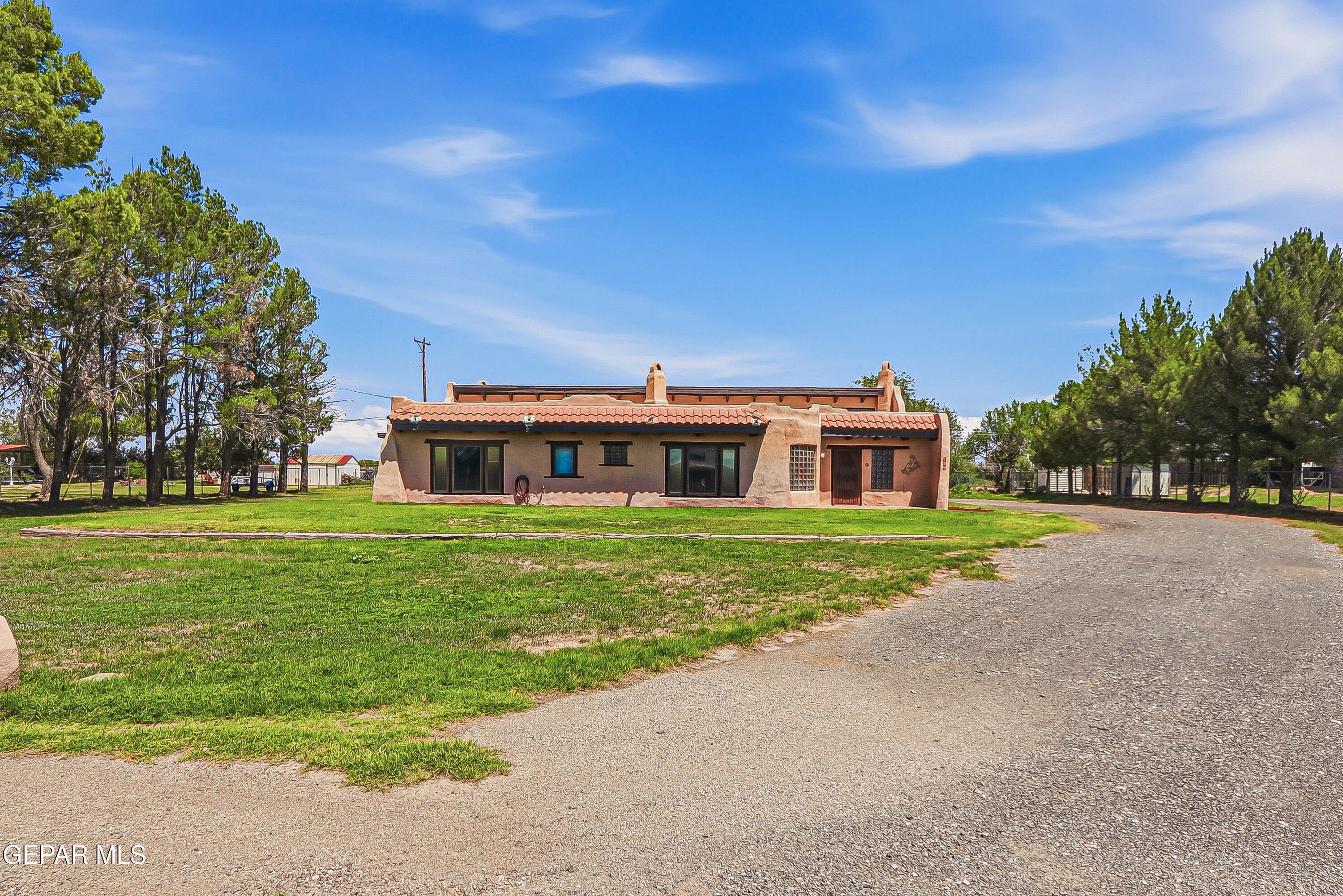 141 Libby Road Canutillo, TX 79835 - Photo 1 of 32 56-print-IMG_4219