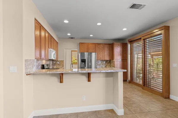 $645,000 | 53 Argillite Avenue, Lathrop, CA 95330