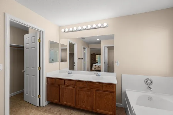 $645,000 | 53 Argillite Avenue, Lathrop, CA 95330