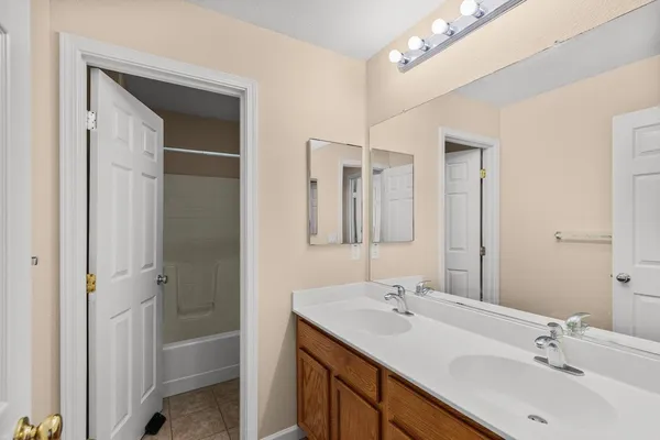 $645,000 | 53 Argillite Avenue, Lathrop, CA 95330