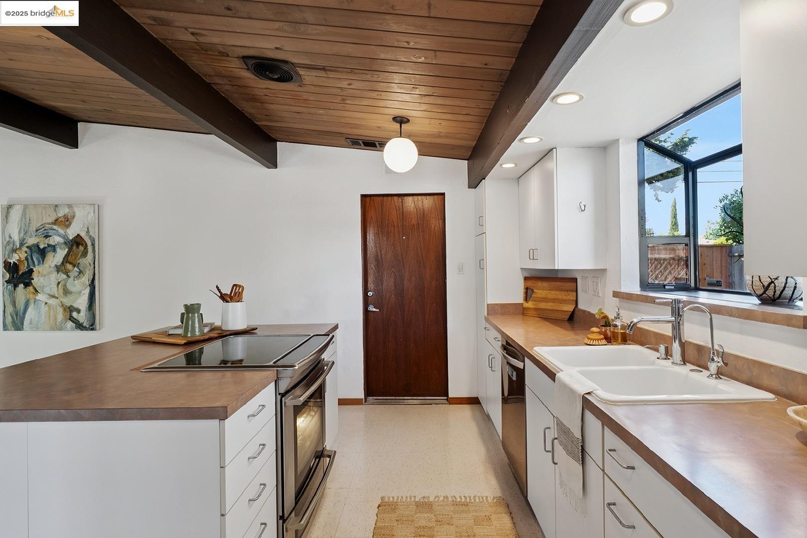 4020 Salem Street Concord, CA 94521 - Photo 29 of 60