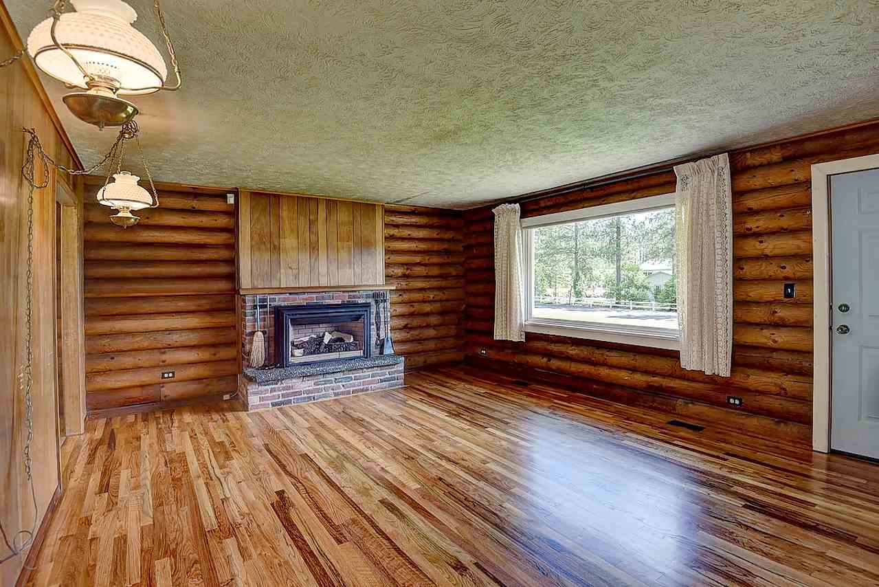 11903 North Ruby Road Spokane, WA 99218 - Photo 3 of 20