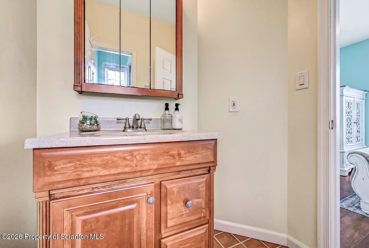 272 Windsor Way Moscow, PA 18444 - Photo 79 of 145 272 Windsor Way 080 Large