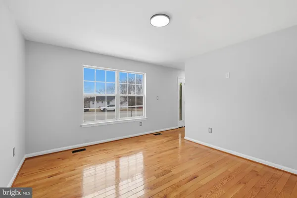 $575,000 | 1811 Iverson Street, Oxon Hill, MD 20745