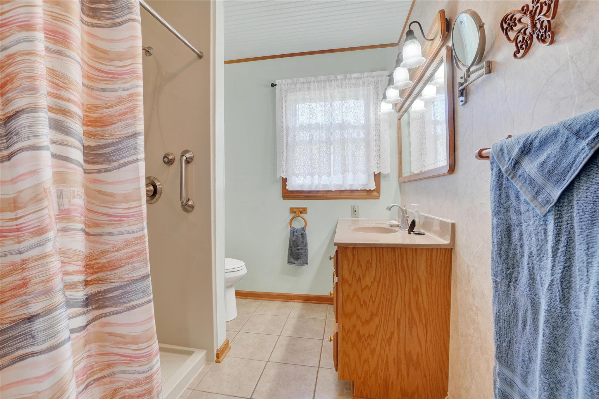 6 Washington Road New Freedom, PA 17349 - Photo 11 of 27 First Floor Main Bathroom