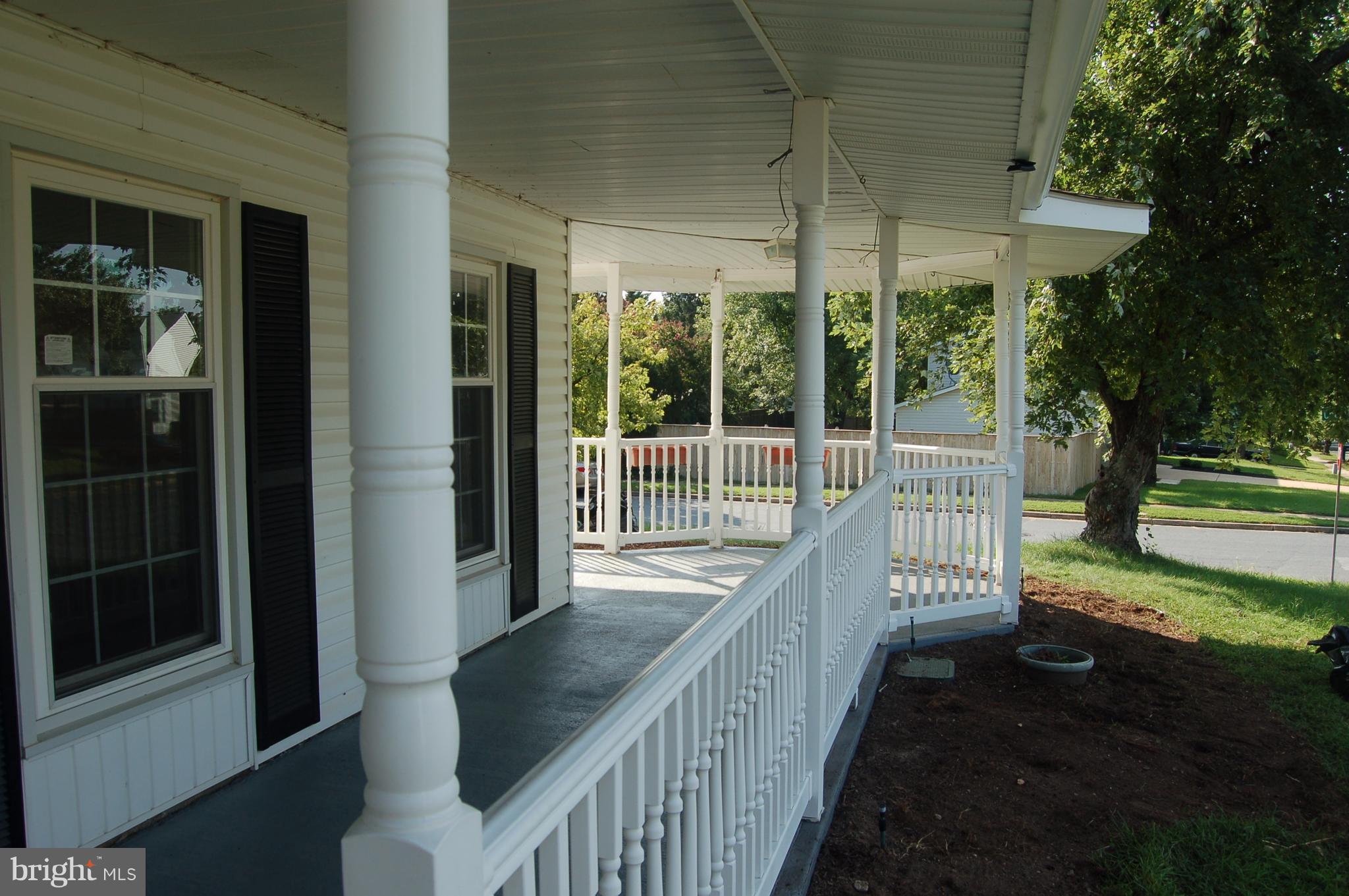 1874 Montreal Road Severn, MD 21144 - Photo 8 of 28 Exterior (Front)