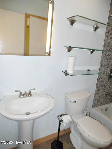 $1,200 | 202 Sandy Drive, Jacksonville, NC 28546