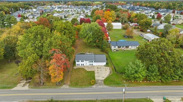 $299,000 | 11341 Edison Road, Osceola, IN 46561