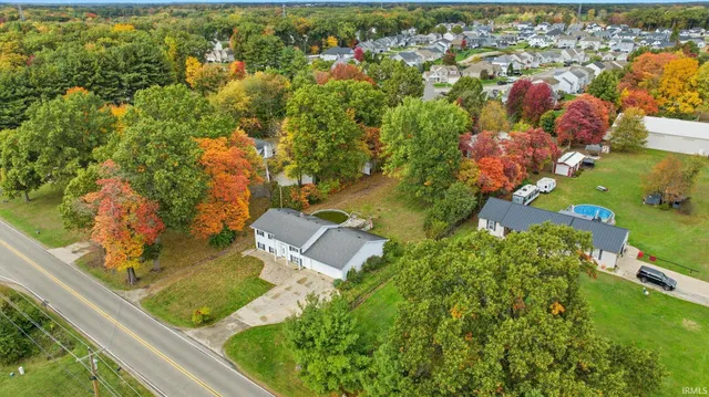 $299,000 | 11341 Edison Road, Osceola, IN 46561