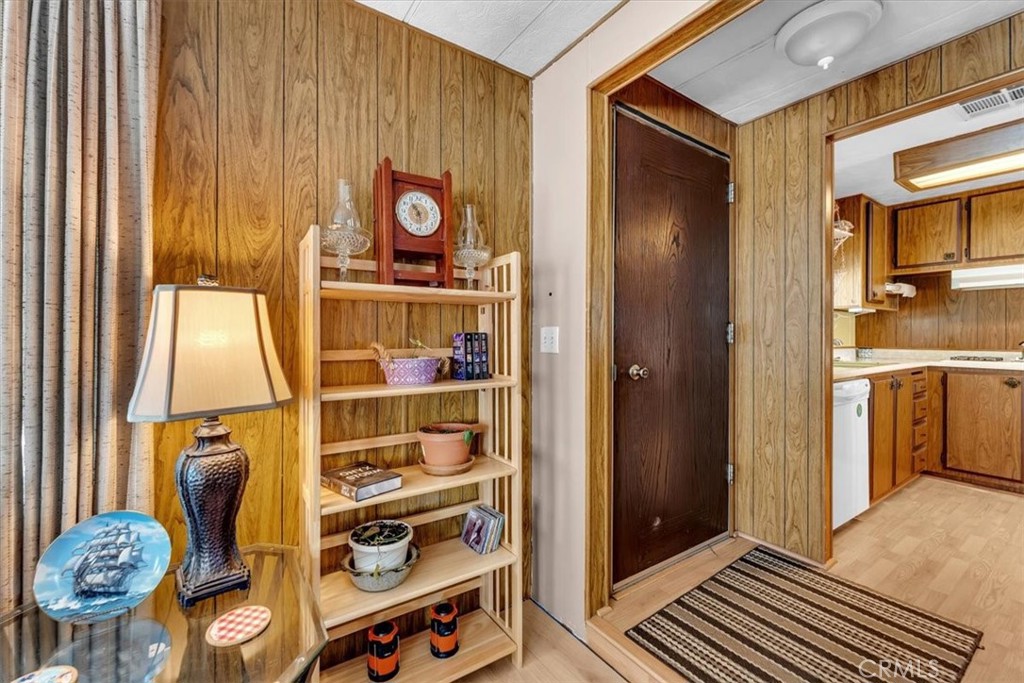 180 South Main Street, Unit 25 Red Bluff, CA 96080 - Photo 4 of 37