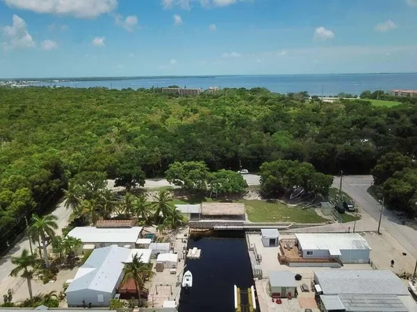 $250,000 | 302 Ryan Avenue, Key Largo, FL 33037