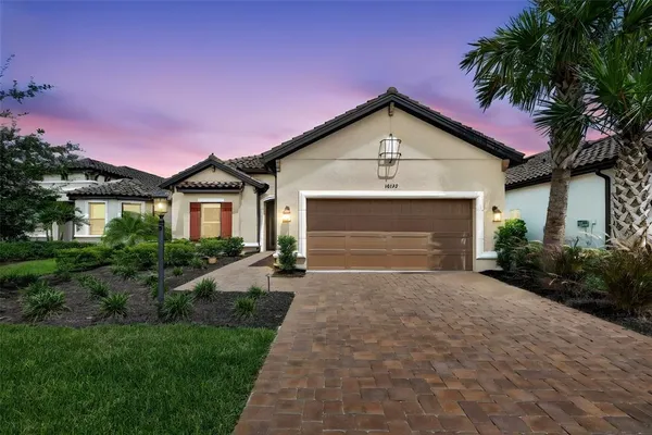$949,000 | 10132 Silent Night Lane, Sarasota, FL 34241
