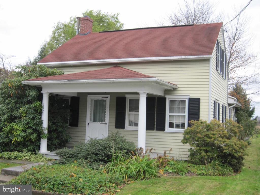 1323 Church Street Lititz, PA 17543 - Photo 2 of 17