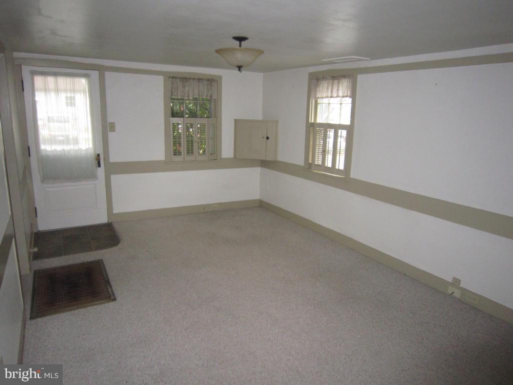 1323 Church Street Lititz, PA 17543 - Photo 7 of 17