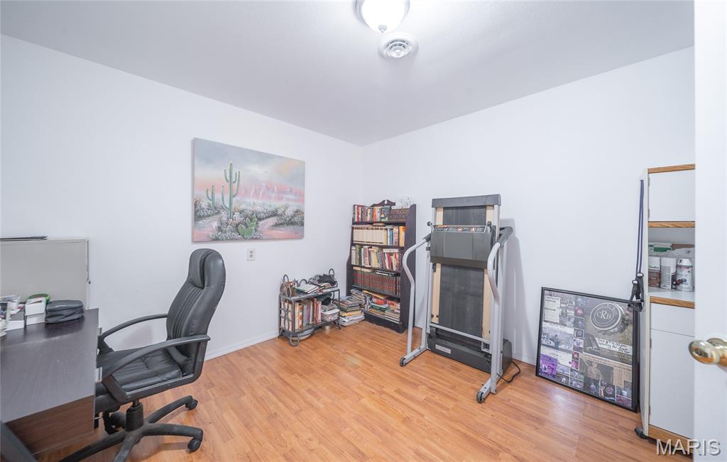 30131 Ranch Lane Richland, MO 65556 - Photo 11 of 44