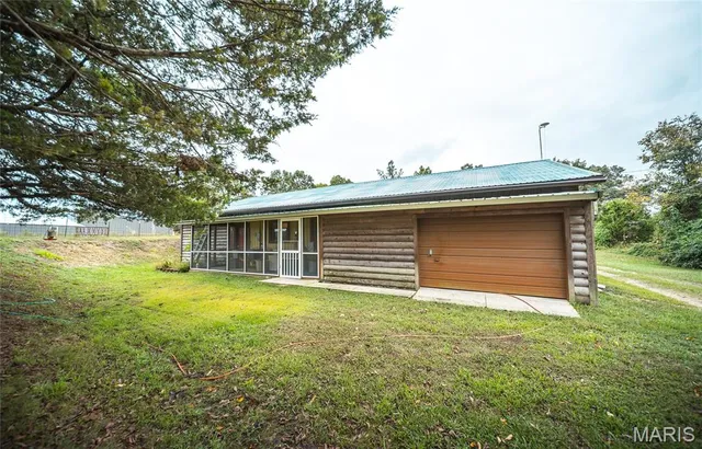 $449,950 | 30131 Ranch Lane, Richland, MO 65556