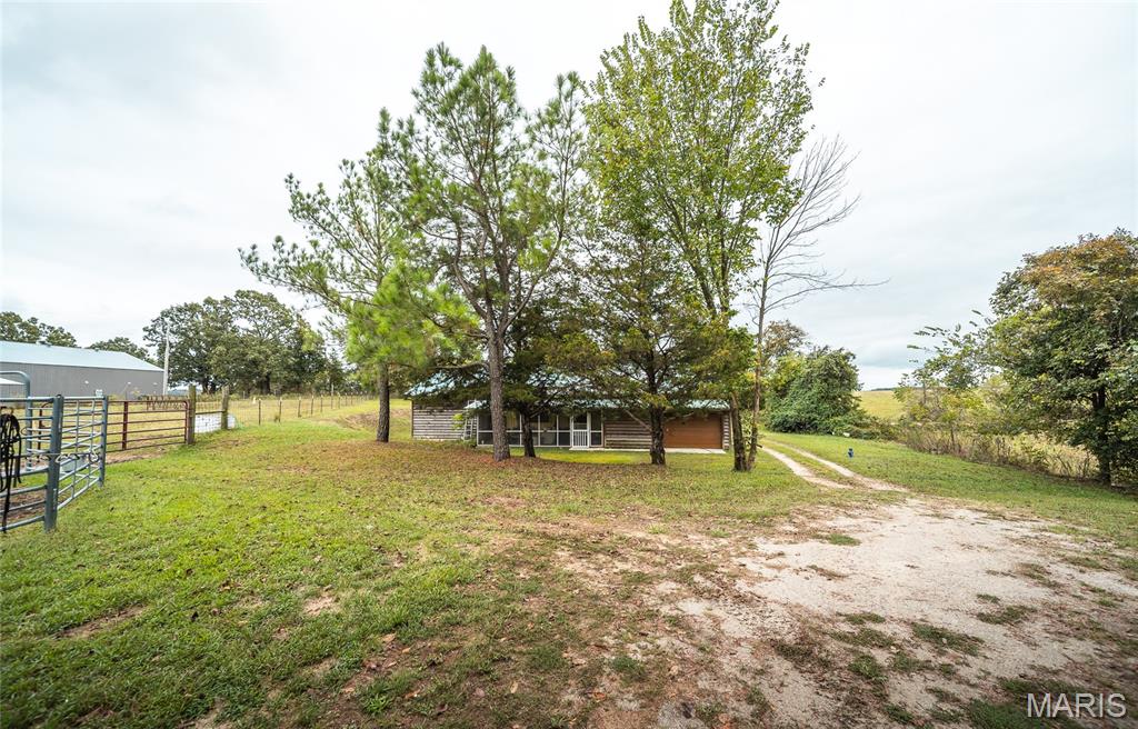 30131 Ranch Lane Richland, MO 65556 - Photo 20 of 44