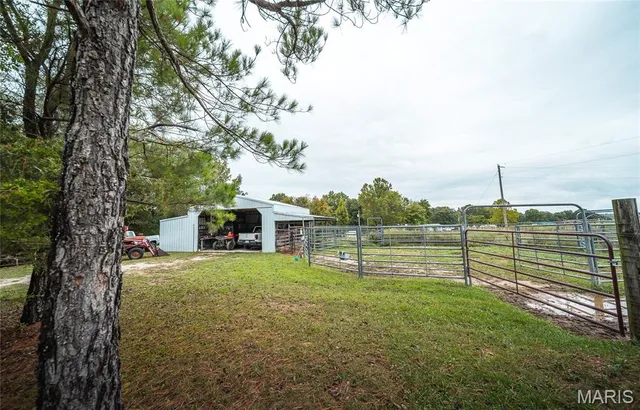 $449,950 | 30131 Ranch Lane, Richland, MO 65556