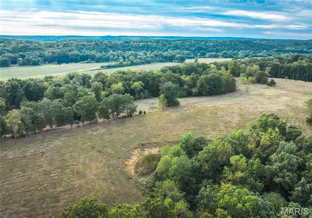 $449,950 | 30131 Ranch Lane, Richland, MO 65556