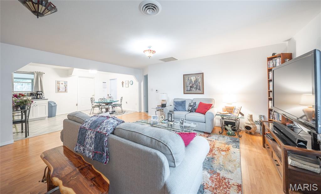 30131 Ranch Lane Richland, MO 65556 - Photo 5 of 44