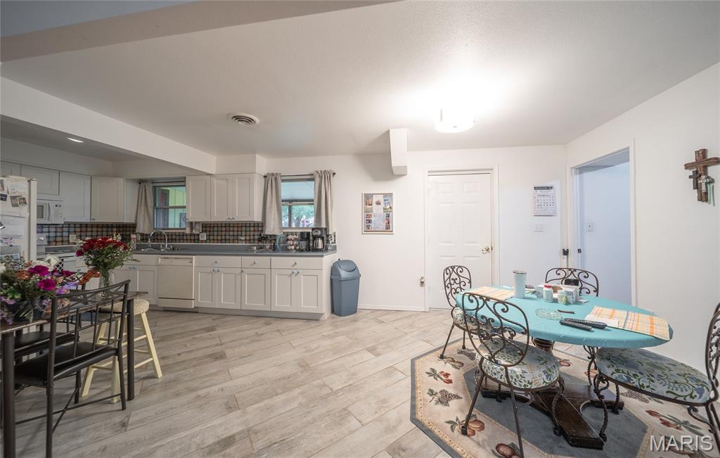 30131 Ranch Lane Richland, MO 65556 - Photo 8 of 44