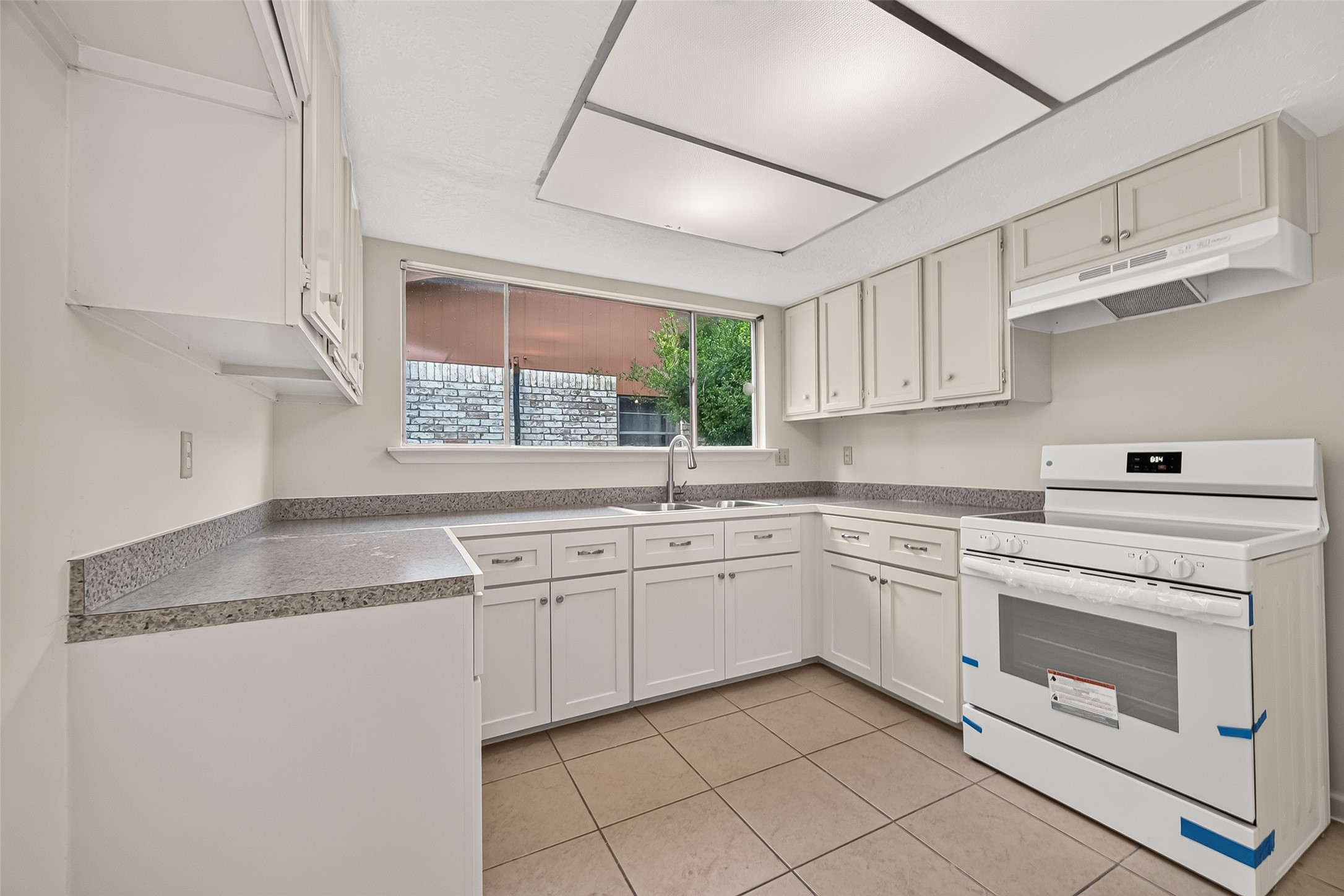 8638 Little River Road Houston, TX 77064 - Photo 11 of 39