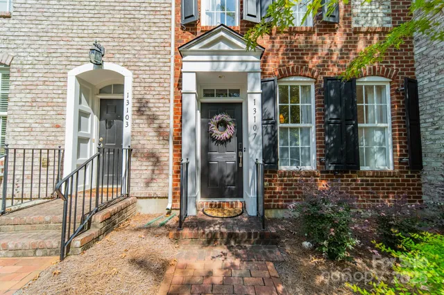 $325,000 | 13107 Arbor Day Court, Charlotte, NC 28269