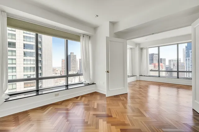 $1,650,000 | 2 Avery Street, Unit 27G, Boston, MA 02111