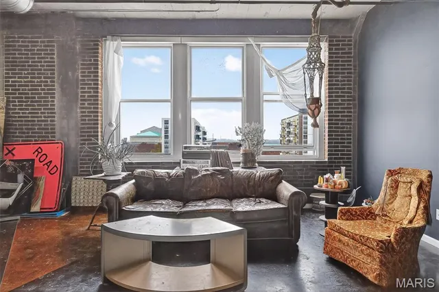 $120,000 | 1511 Locust Street, Unit 610, St. Louis, MO 63103