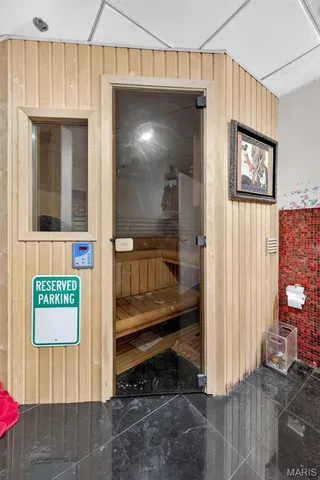 $120,000 | 1511 Locust Street, Unit 610, St. Louis, MO 63103