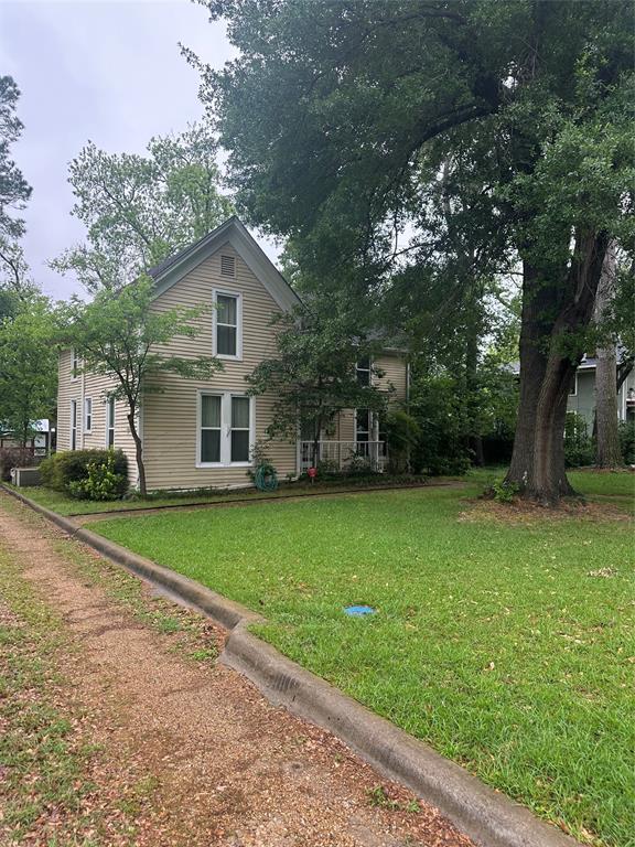 504 1st Street Terrell, TX 75160 - Photo 2 of 27